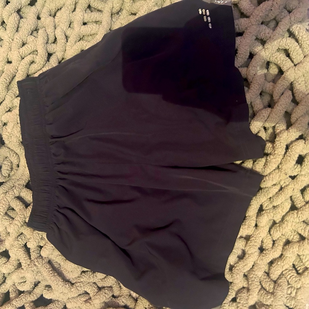 Don’t know brand. Medium. black